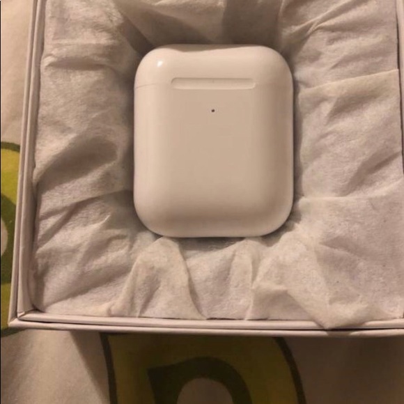 AirPods 2